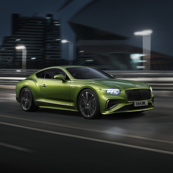 luxury car, sports coupe, luxury vehicle, performance car, luxury coupe, brand awareness, lifestyle, editorial, luxurious, energetic, green, neutral